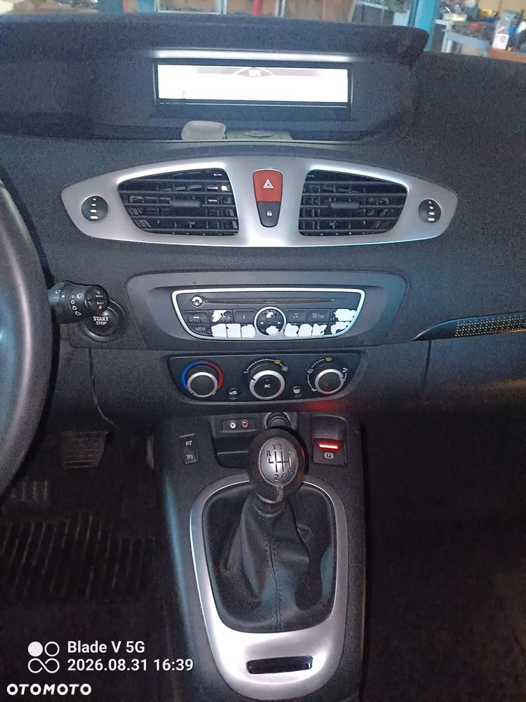 Renault Grand Scenic Gr 1.6 16V Authentique - 10