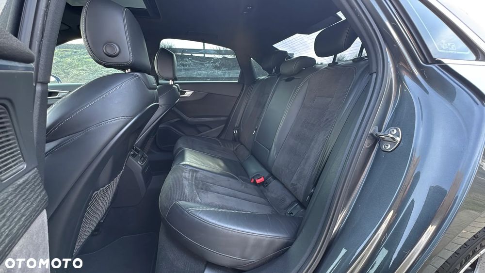 Audi A4 Limousine 2.0 TFSI Quattro S tronic - 32