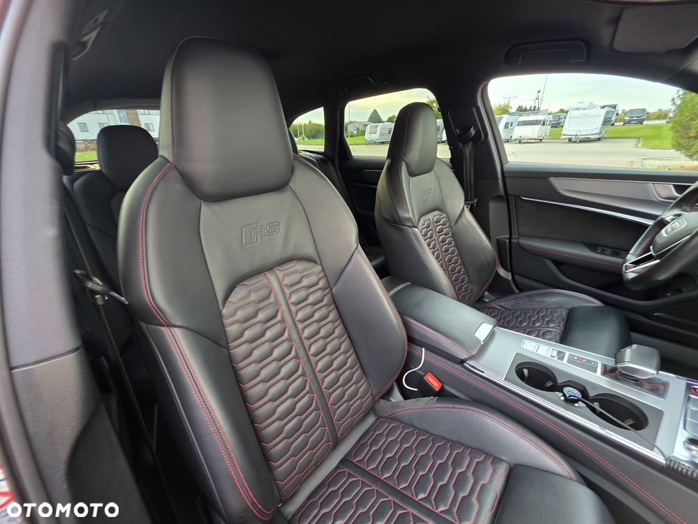 Audi RS6 Avant - 18