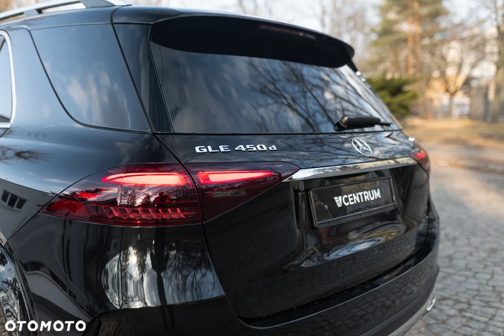 Mercedes-Benz GLE - 12