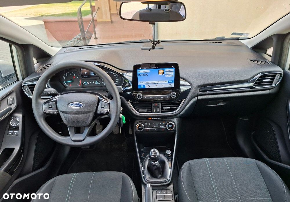 Ford Fiesta - 23