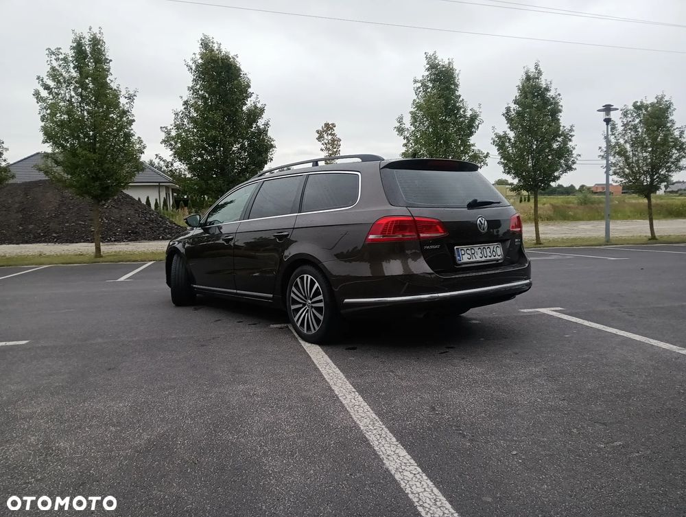Volkswagen Passat 2.0 TDI Comfortline DSG - 3