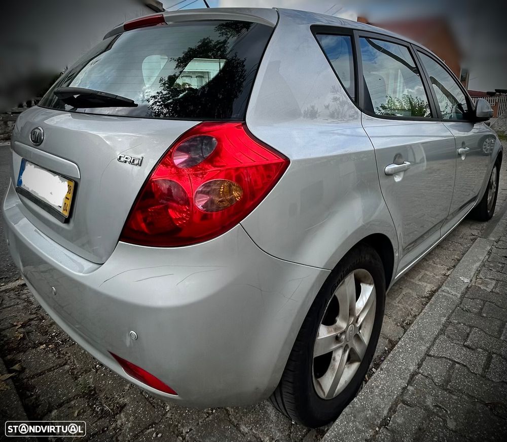 Kia Ceed 1.6 CRDi EX - 4