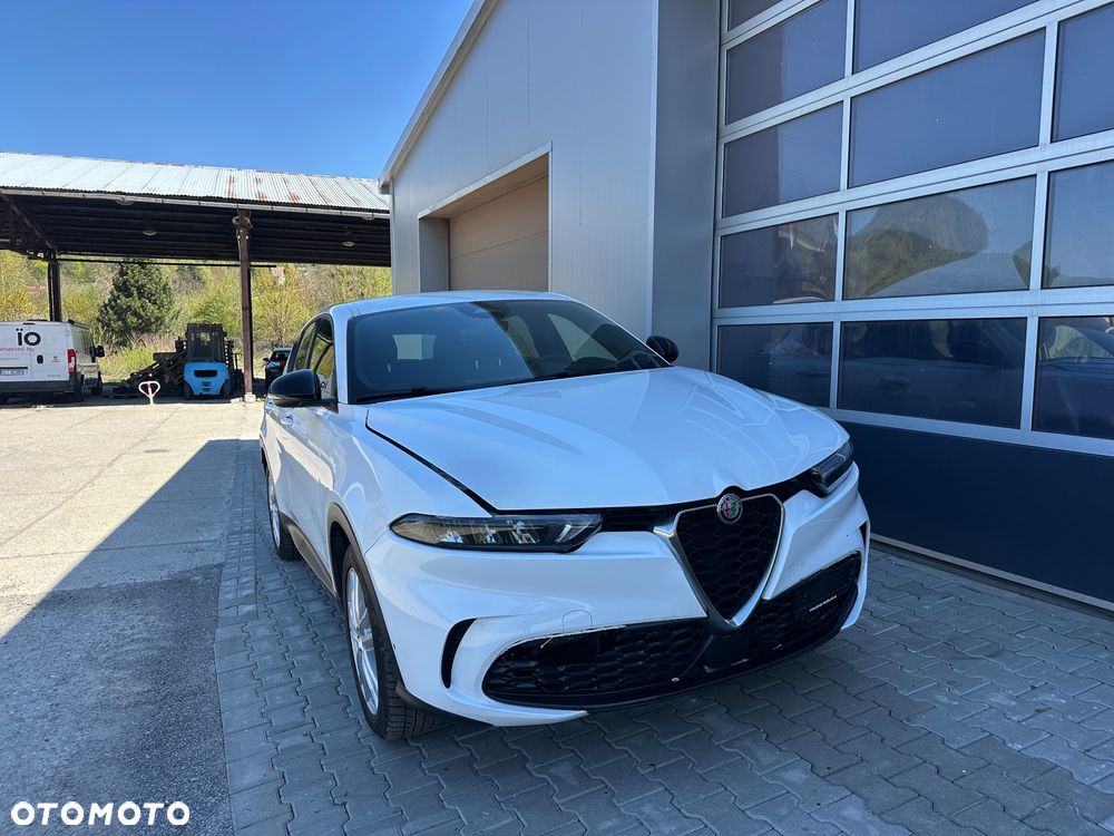 Alfa Romeo Tonale 1.5 T4 GSE mHEV Super DCT - 35