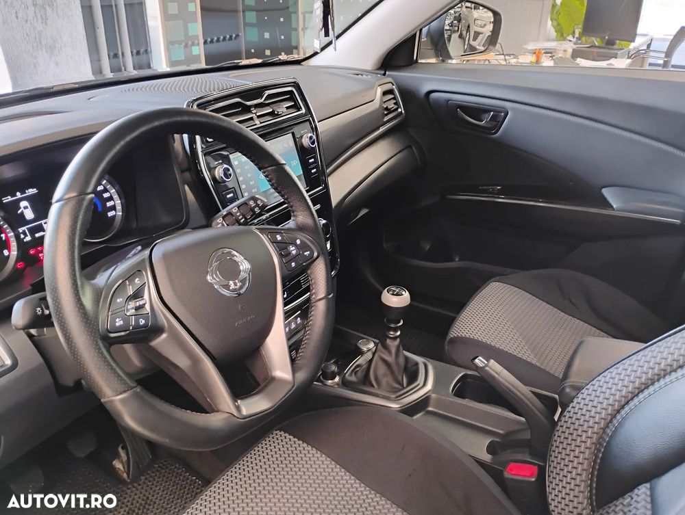 SsangYong Tivoli 1.5 T-GDi 4WD Amber - 8