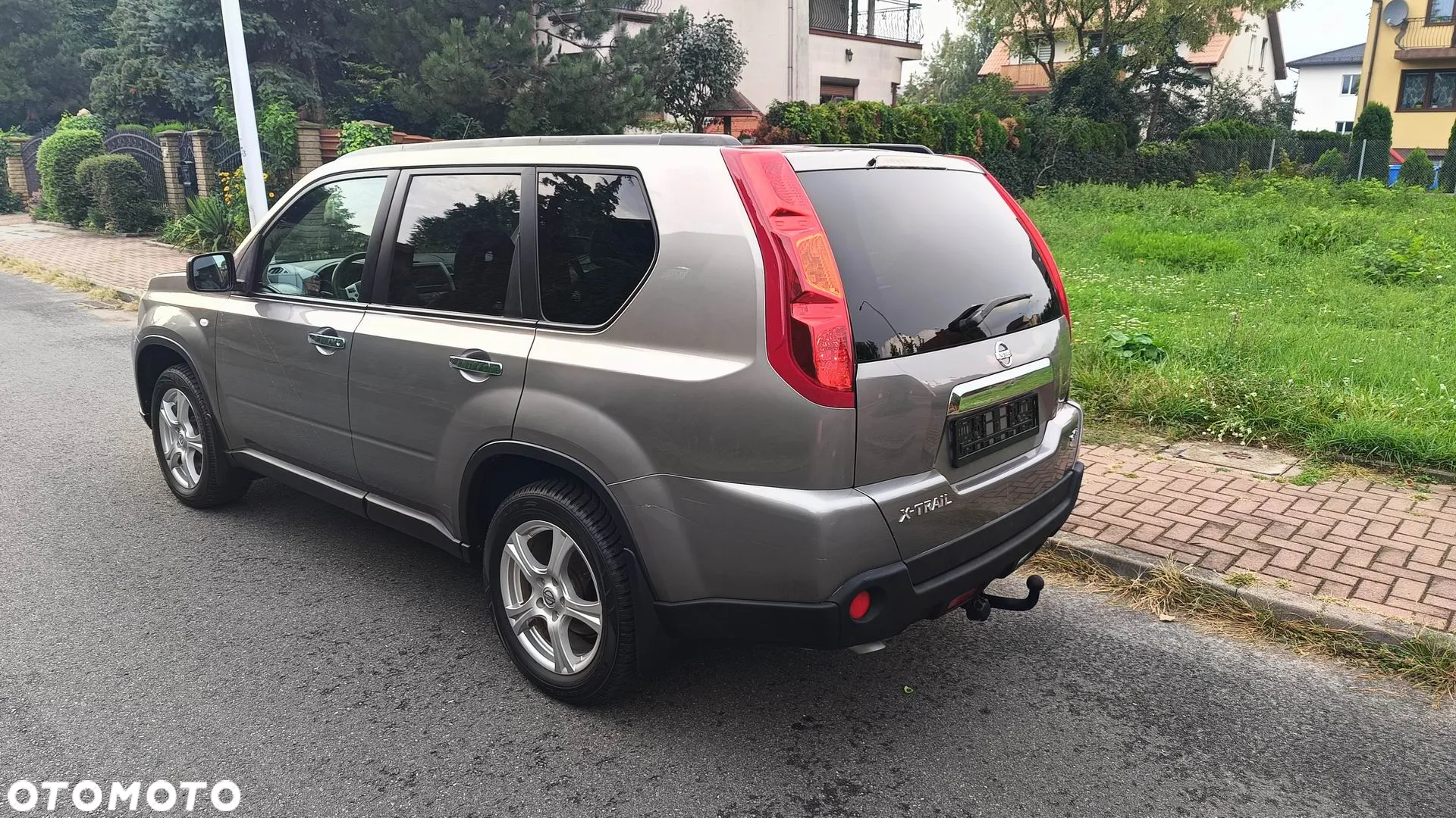 Nissan X-Trail 2.0 dCi 4x4 DPF Platinum - 6