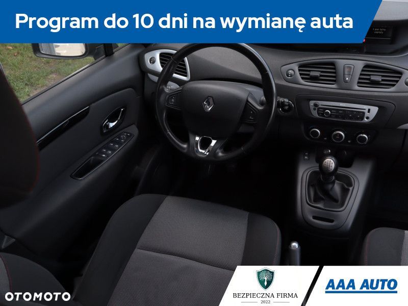 Renault Scenic - 9