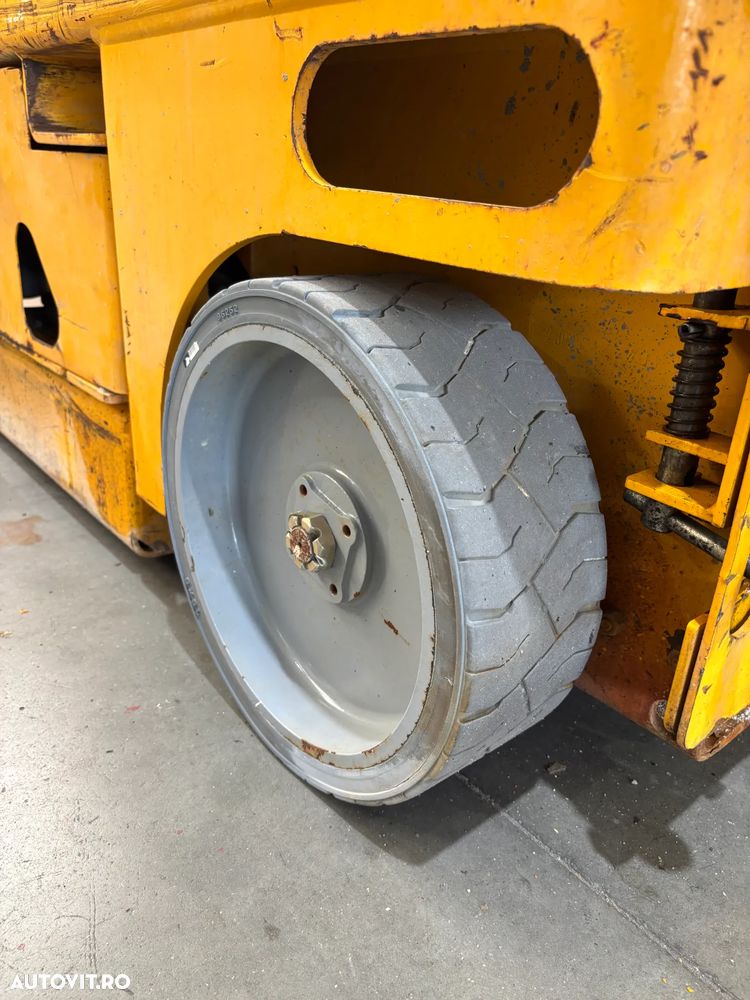 Haulotte Compact 10 (A216) - 11