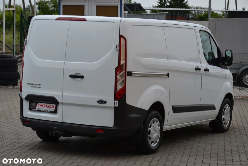Ford Transit Custom - 11