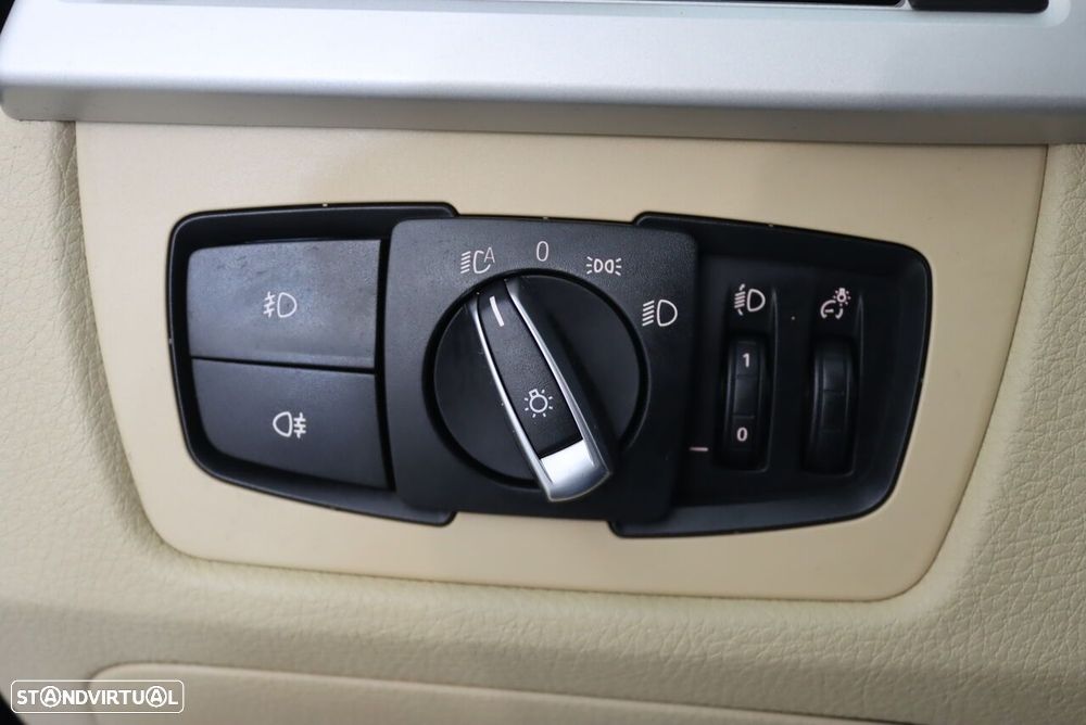 BMW 318 d Advantage - 15