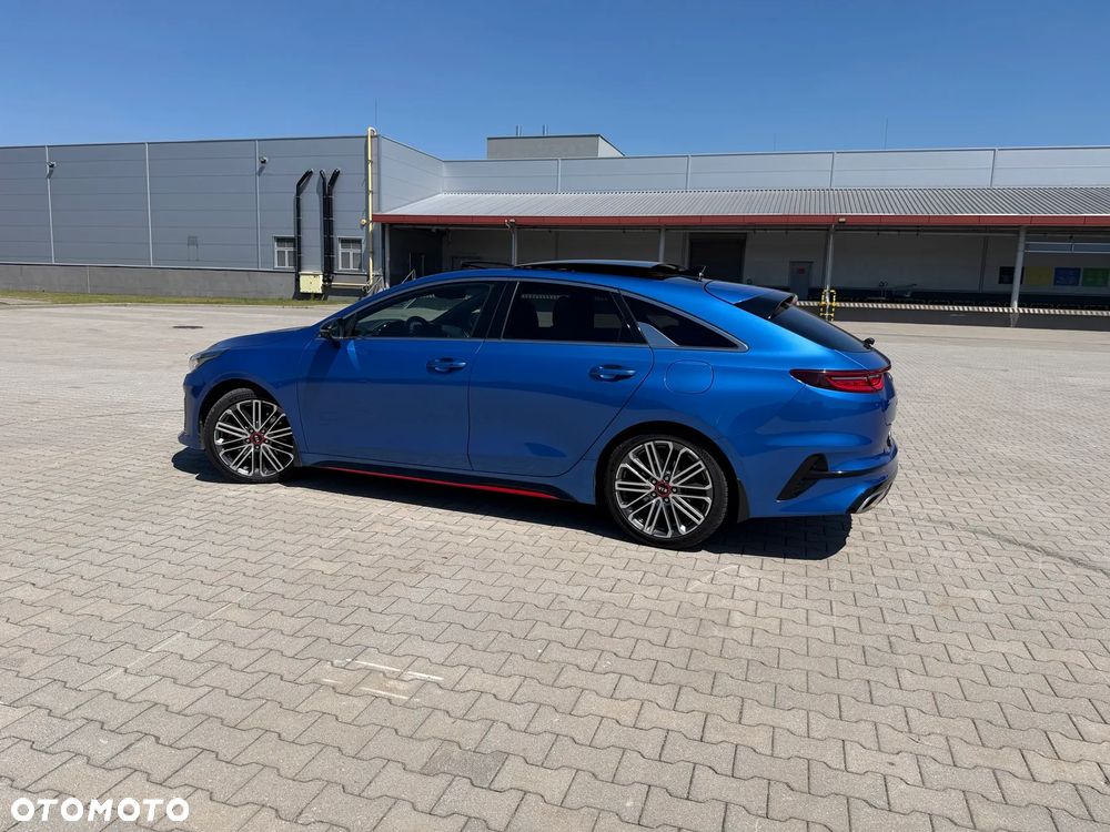 Kia ProCeed - 4