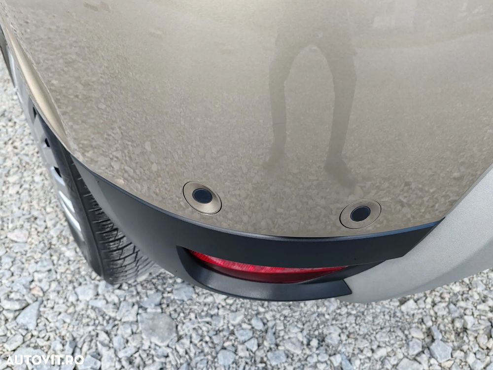 Dacia Duster 1.6 SCe Comfort - 11