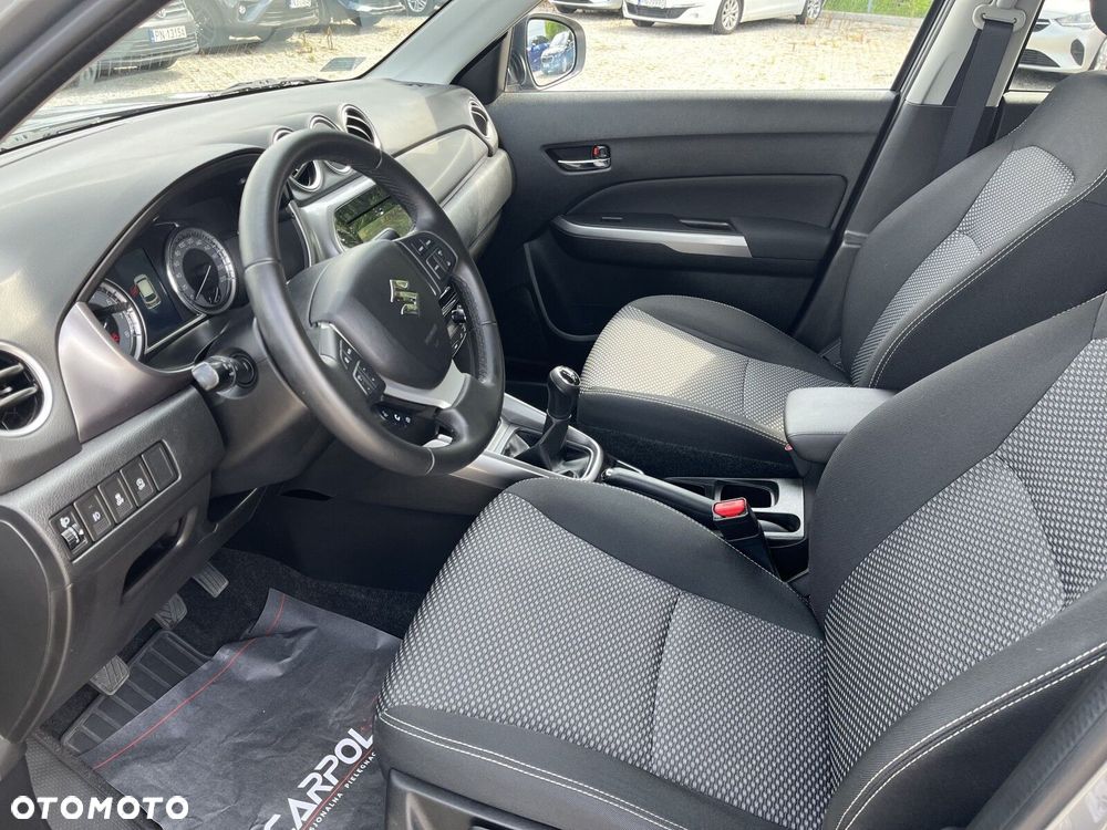 Suzuki Vitara - 10