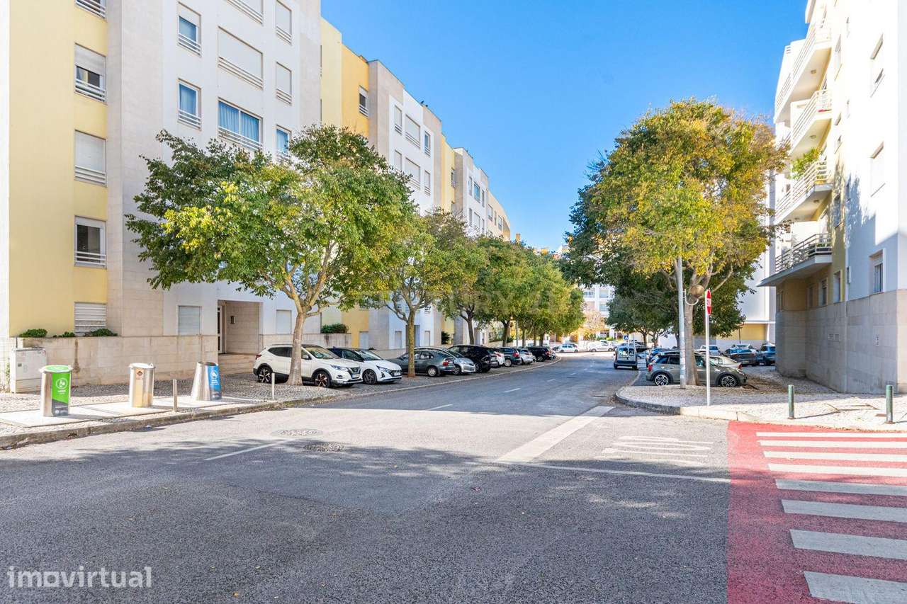 Excelente Apartamento T3 - Jardins da Parede - Grande imagem: 2/32