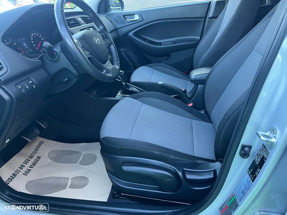 Hyundai i20 Active 1.0 T-GDi Style 7DCT - 10