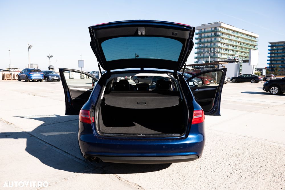 Audi A4 2.0 TDI DPF multitronic Ambiente - 9