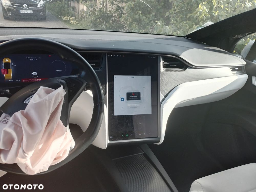 Tesla Model X Long Range Plus - 10