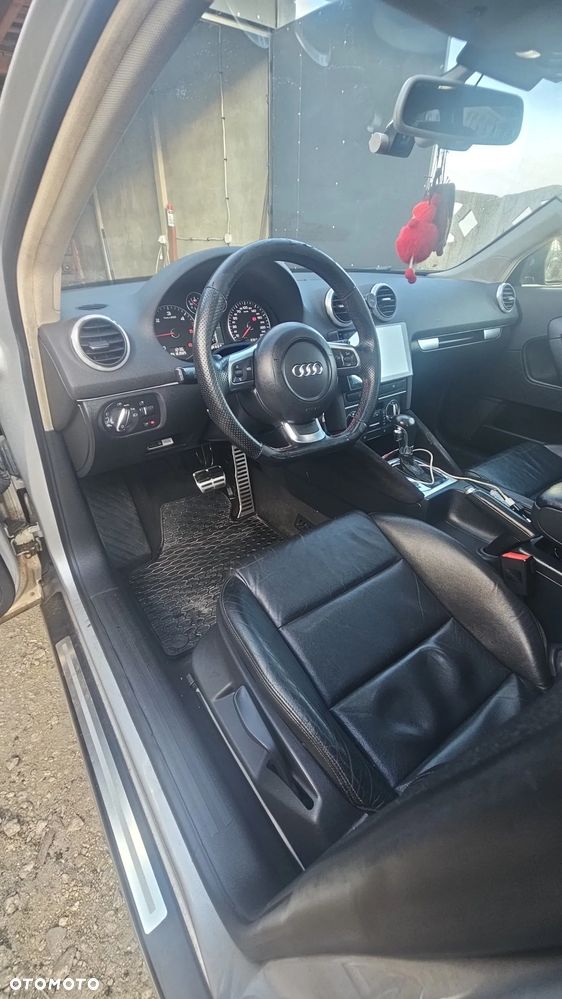 Audi A3 Sportback 2.0 TDI DPF (DSG) S tronic Ambiente - 16