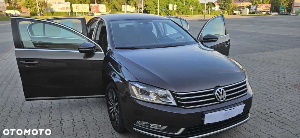 Volkswagen Passat 1.4 TSI BMT Comfortline - 1