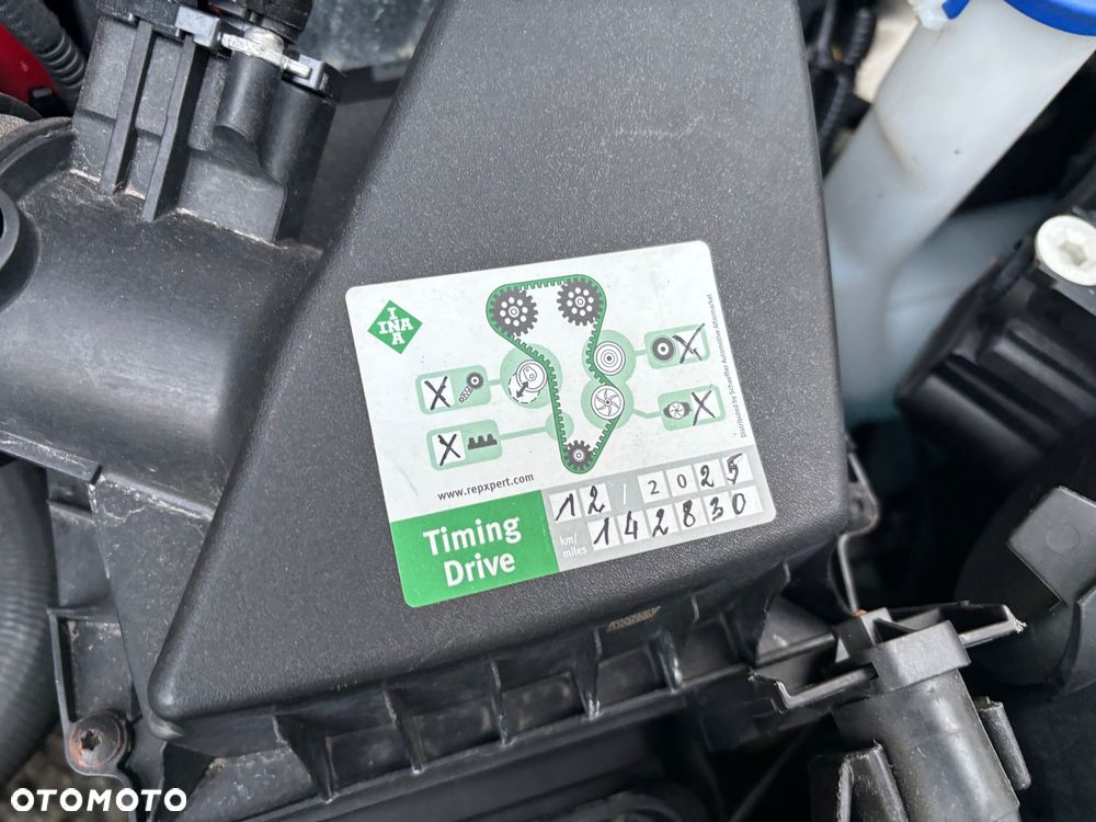 Ford B-MAX - 16