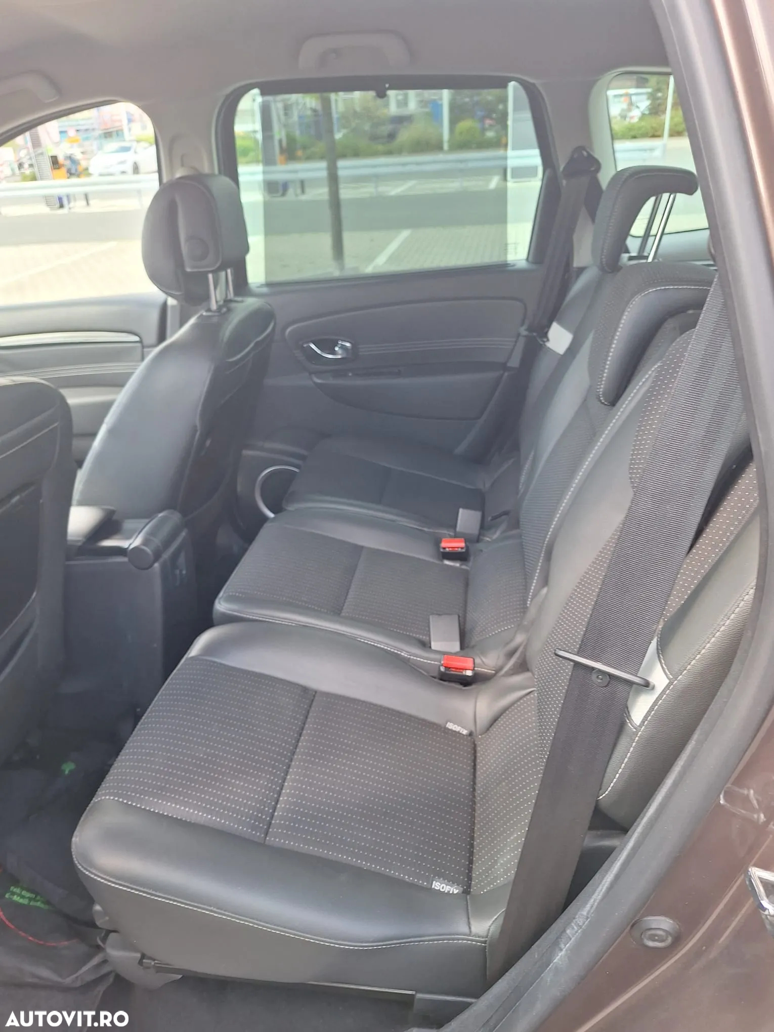 Renault Grand Scenic - 8