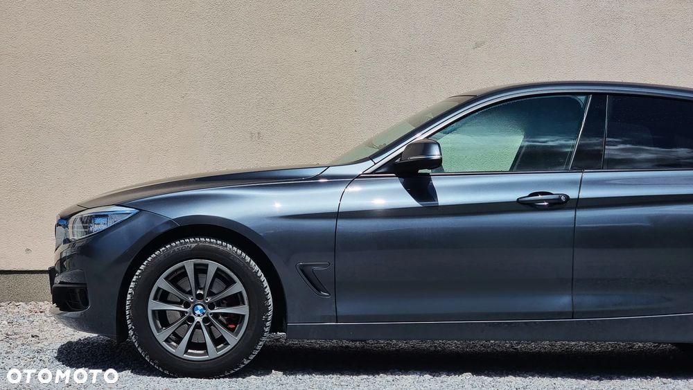 BMW 3GT 328i xDrive - 10