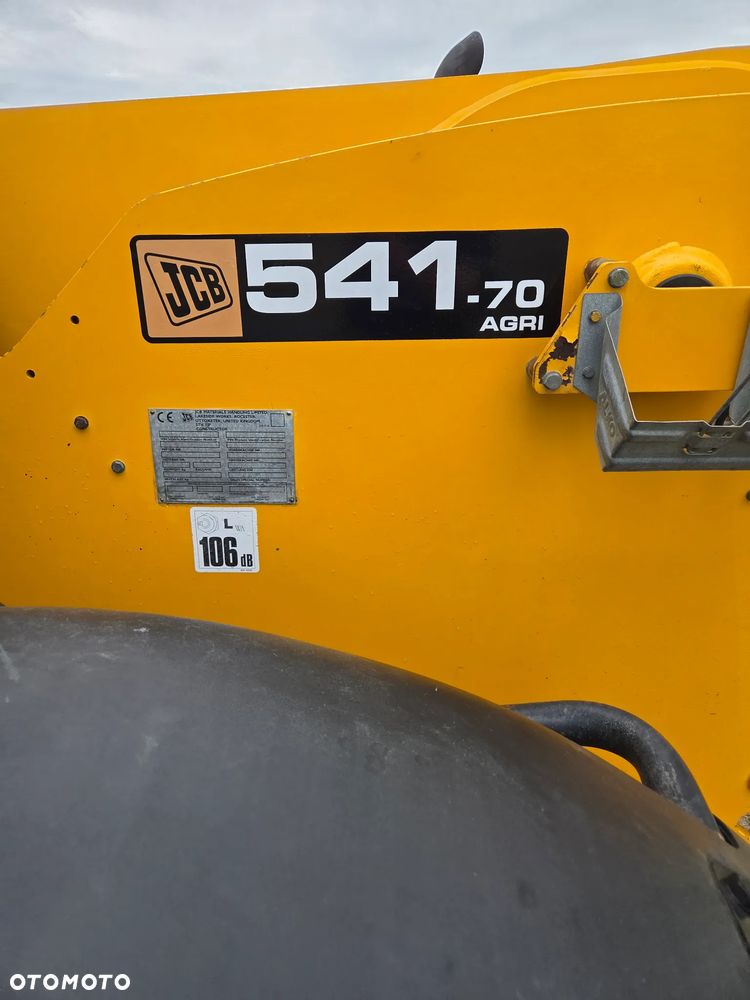 JCB 541-70 - 13