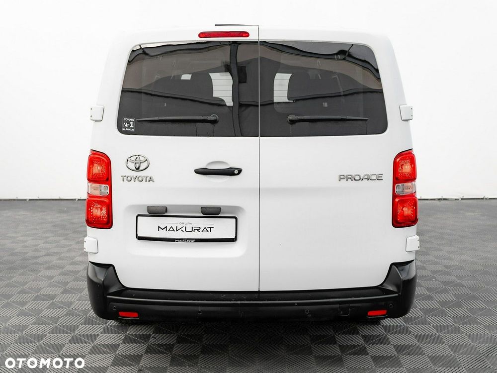 Toyota ProAce Kombi 2.0 D-4D Long 2,8t - 9