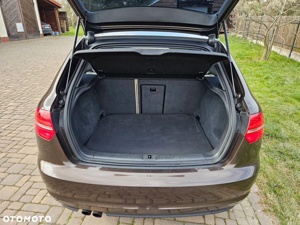 Audi A3 Sportback 2.0 TDI quattro Ambiente - 22