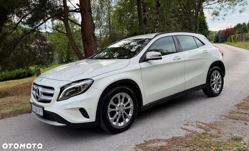 Mercedes-Benz GLA 200 7G-DCT Style - 1