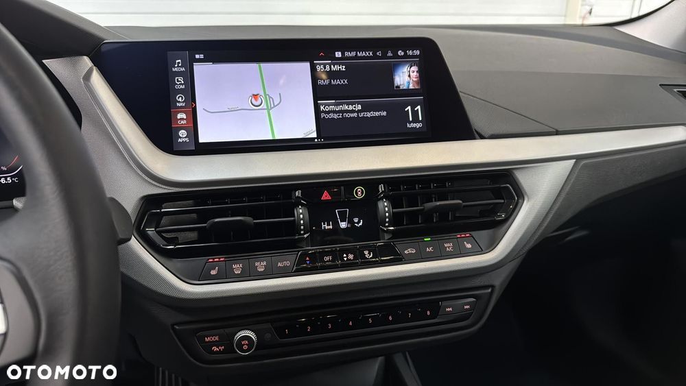 BMW Seria 1 118i Advantage - 21