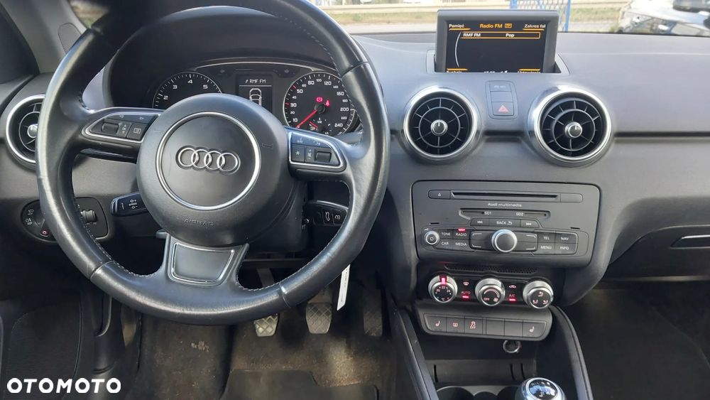 Audi A1 Sportback 1.4 TFSI S line Sportpaket - 15