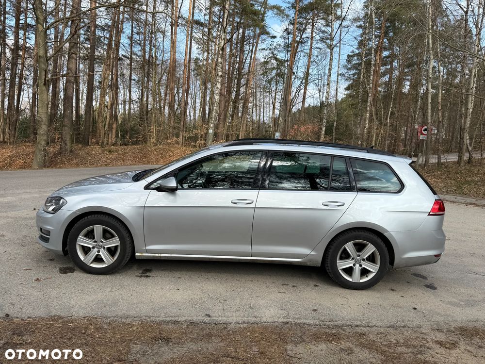 Volkswagen Golf 2.0 TDI (BlueMotion Technology) Comfortline - 9