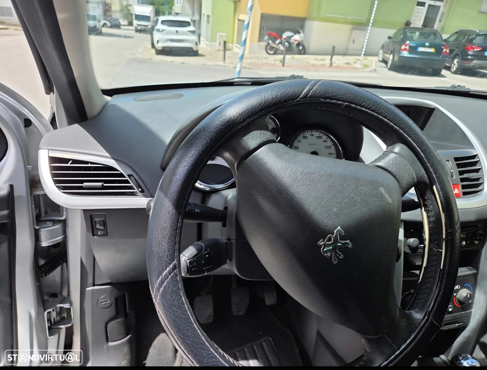 Peugeot 207 SW - 10