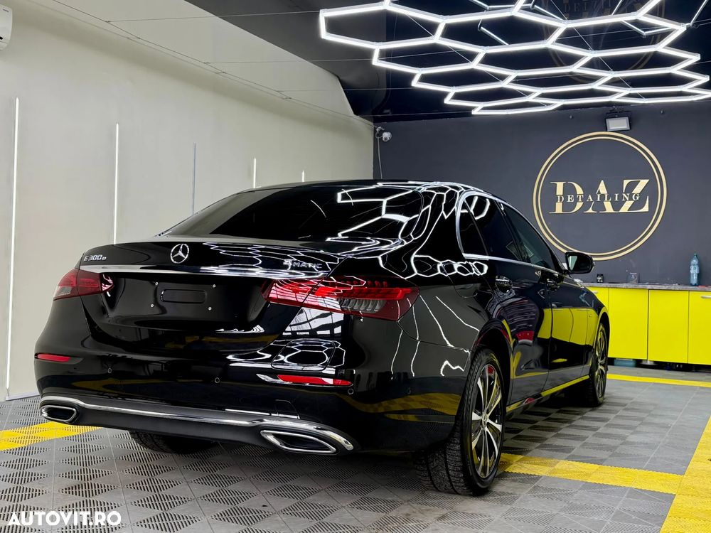 Mercedes-Benz E 300 4MATIC 9G-TRONIC Avantgarde - 5