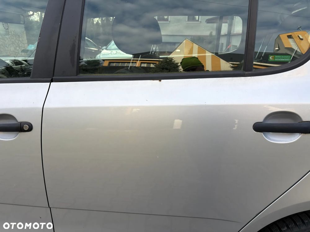 Skoda Fabia 1.6 TDI DPF Active Plus - 23