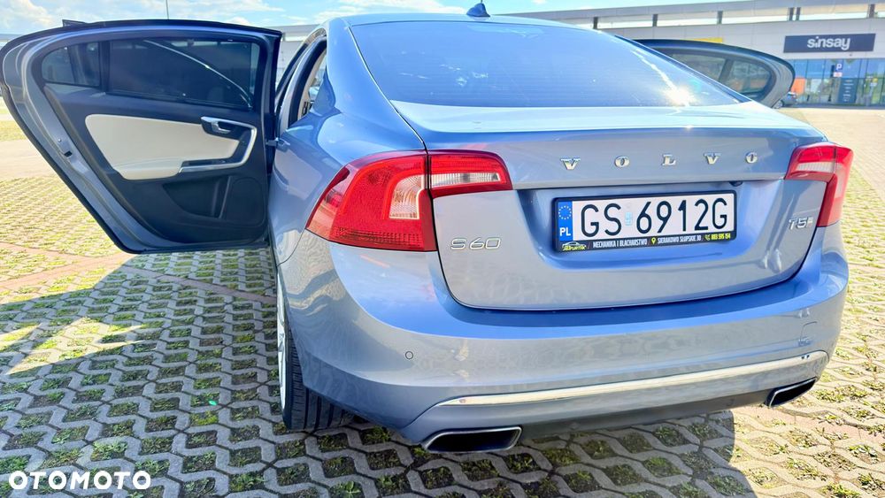 Volvo S60 T5 Geartronic Momentum - 12