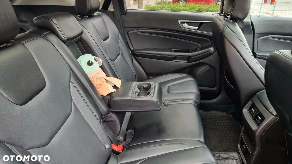 Ford Edge - 16