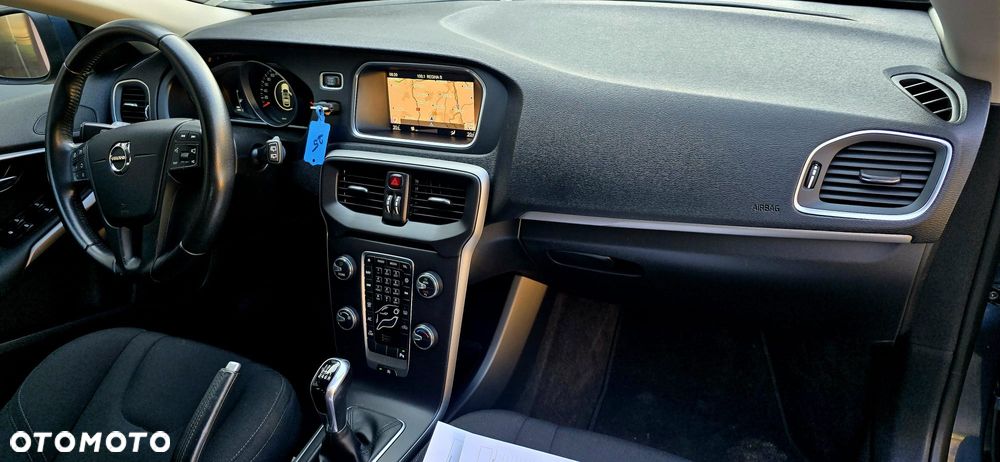 Volvo V40 D2 Kinetic - 25