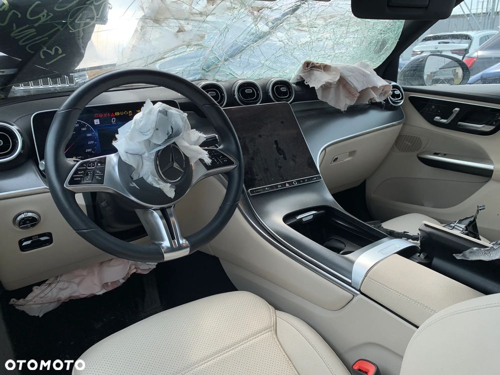 Mercedes-Benz GLC 300 4Matic 9G-TRONIC - 17