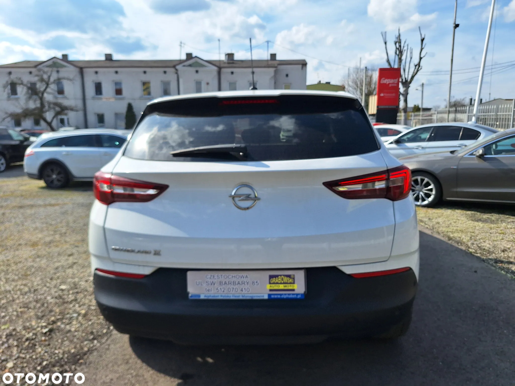 Opel Grandland X 1.2 T GPF Enjoy S&S - 6