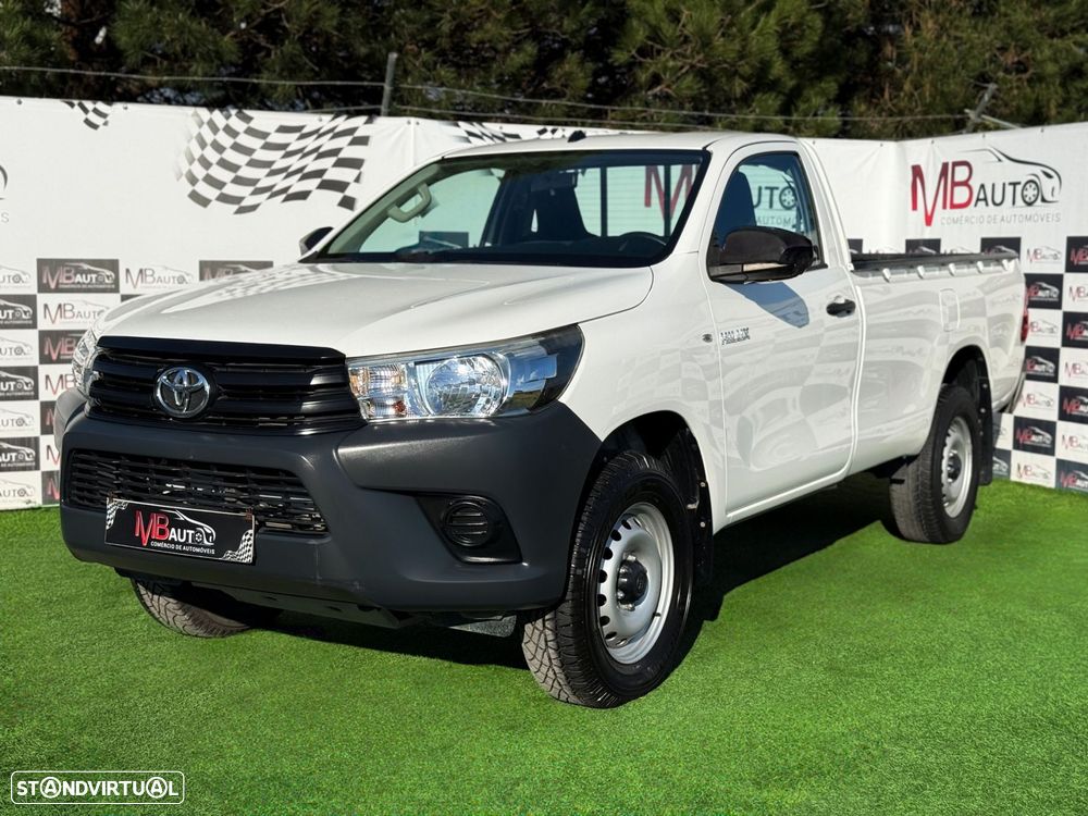 Toyota Hilux 2.4 D-4D 4WD CE CH - 2