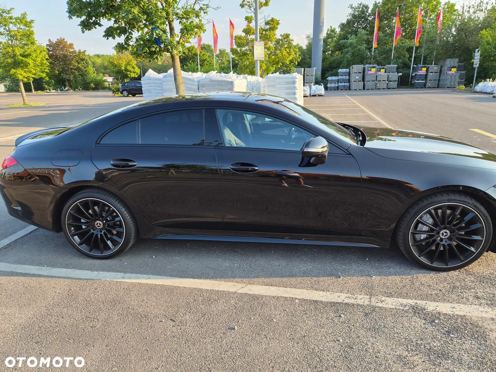 Mercedes-Benz CLS - 4