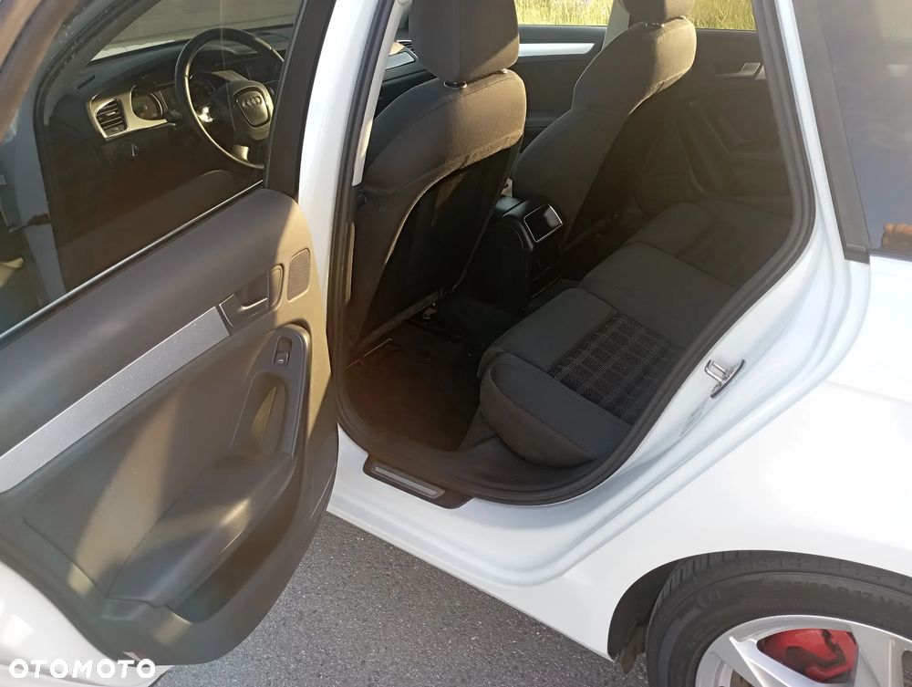 Audi A4 Avant 2.0 TDI DPF Attraction - 12