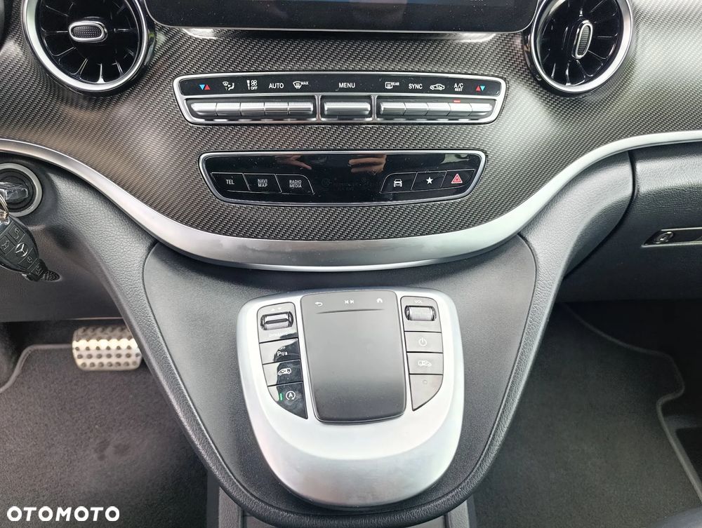 Mercedes-Benz Klasa V 250 d Avantgarde 9G-Tronic - 23