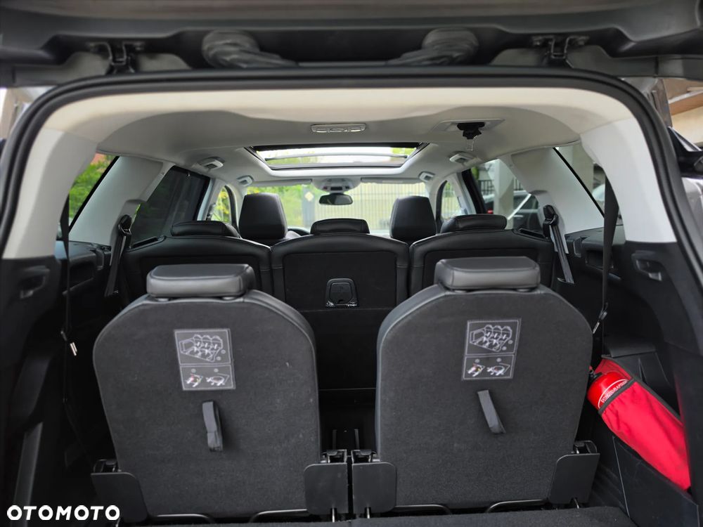 Peugeot 5008 - 22