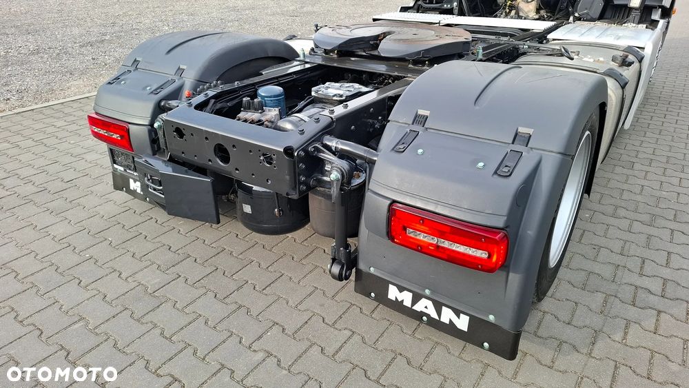 MAN TGX 18.510 / LOW DECK / MEGA / SALON PL - 17