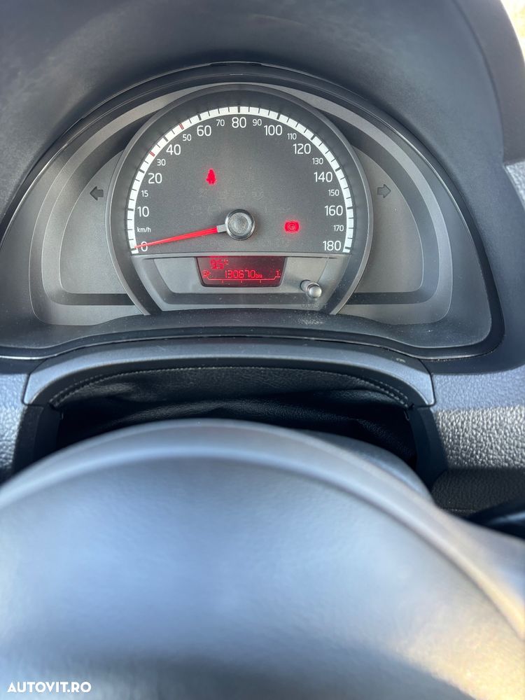 Volkswagen up! Active - 7