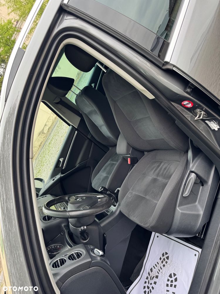 Volkswagen Tiguan 2.0 TDI Perfectline - 18