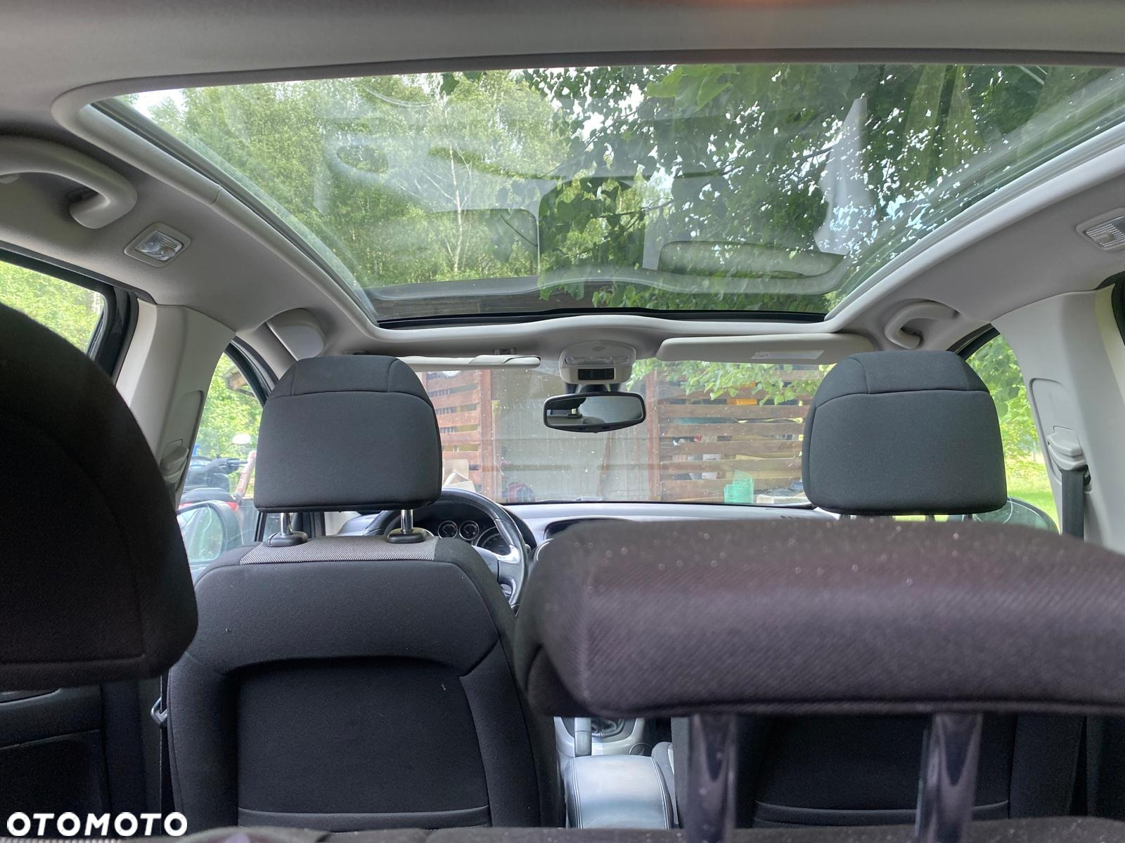 Peugeot 308 1.6 Premium Plus - 19